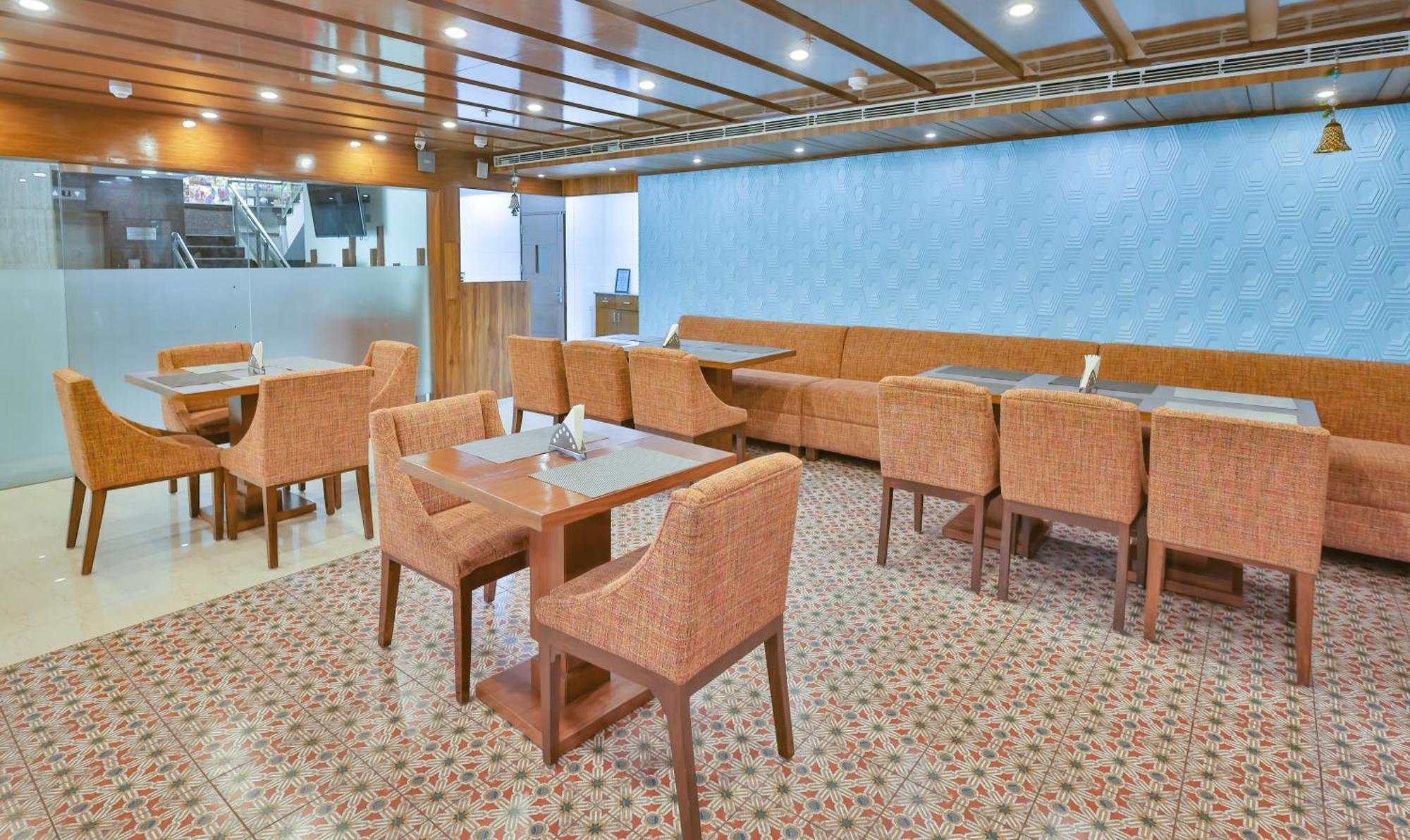 Hotel Cama Mohali Eksteriør billede